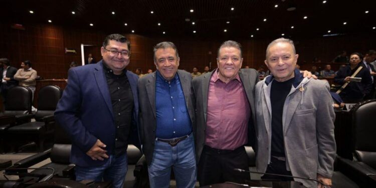 Diputados aprueban convocatoria del INE; Cruz Lucatero destaca transparencia