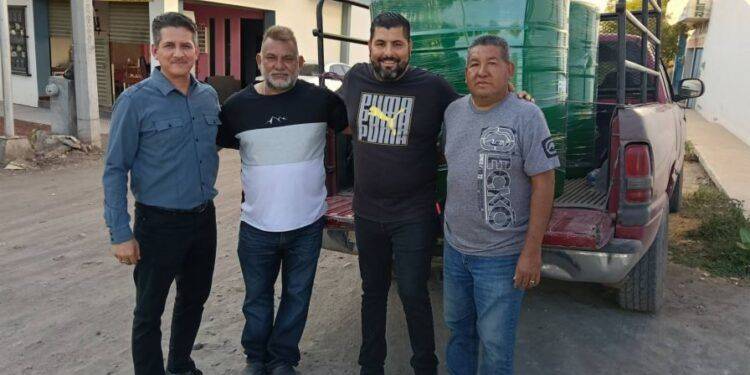 Gladyz Butanda nombra al Arquitecto Carlos Parra como delegado en Apatzingán para transformar el transporte