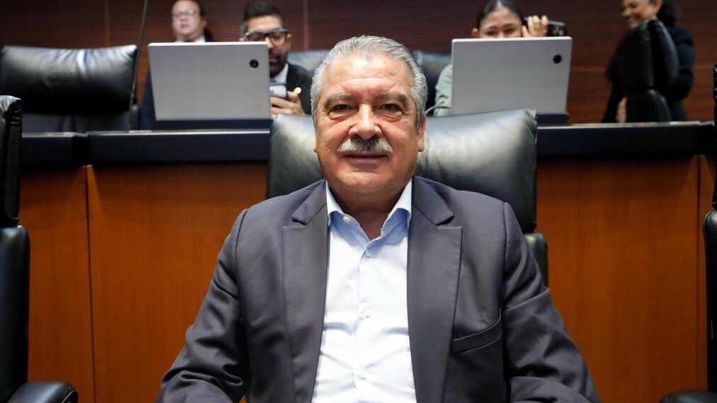 Senado Aprueba Por Unanimidad Ley Impulsada Por Raúl Morón Que Declara La Lectura Como Un Derecho Humano Inalienable 19 Raul Moron Lectura - El Día De Michoacán