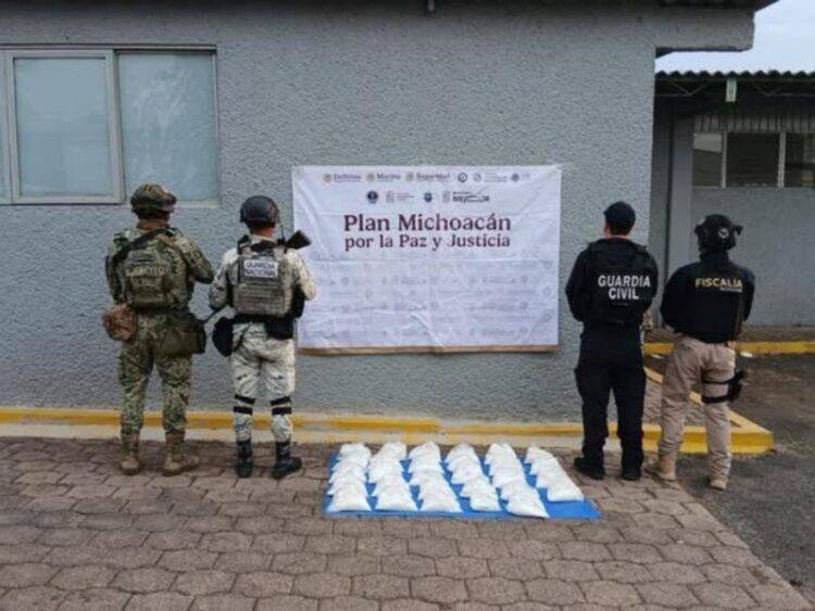 40 Kilos De Metanfetamina 1 - El Día De Michoacán