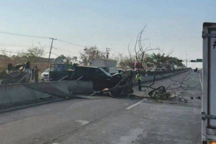 Accidente Vial - El Día De Michoacán