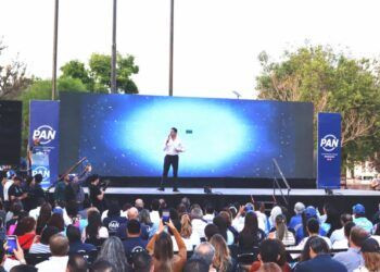 Guardianes Del Camino Aseguran A Dos Hombres Con Droga, Cartuchos Y Un Arma Calibre .50