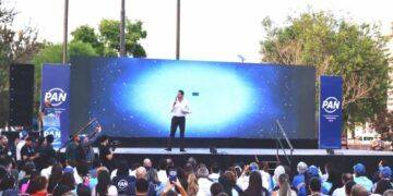 Guardianes Del Camino Aseguran A Dos Hombres Con Droga, Cartuchos Y Un Arma Calibre .50