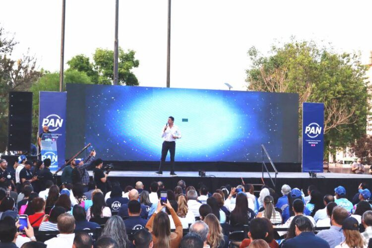 Alfonso Martinez Nombrado Coordinador Estatal Del Cambio Y La Defensa De La Familia - El Día De Michoacán