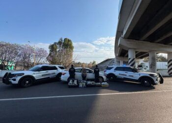 ¡65 Kilos De Mariguana En Simples Maletas! Mujer Fue Capturada Por Los Guardianes Del Camino En La Autopista De Occidente