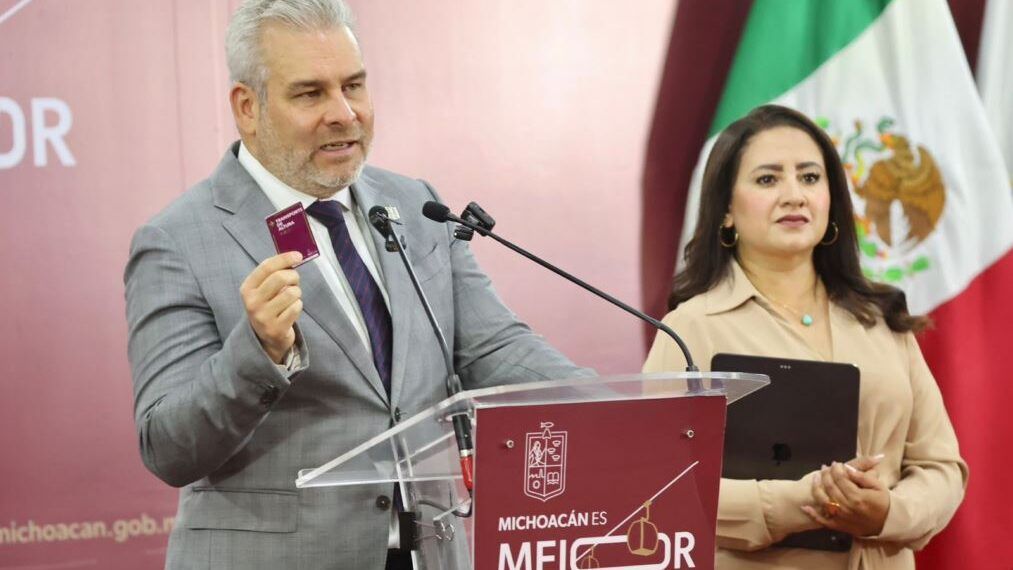 Badolla Gladys B - El Día De Michoacán