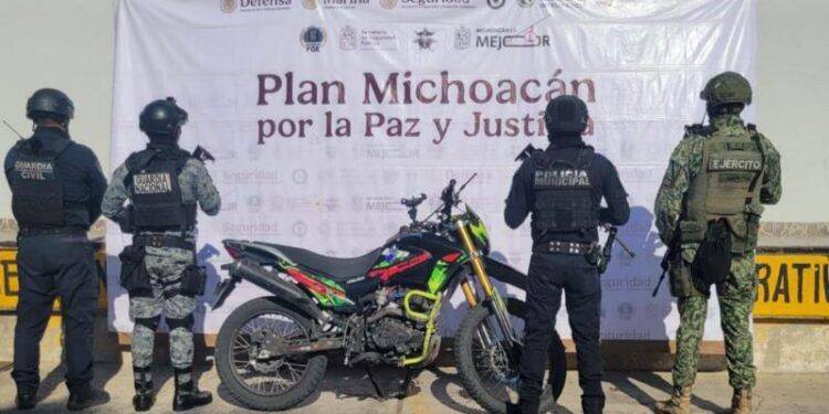 Trabajador de pipa de gas queda herido tras flamazo en un tanque estacionario