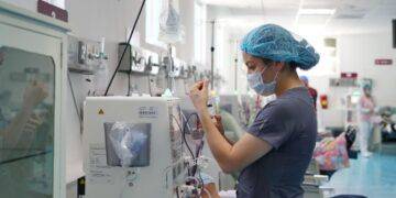 ¡Bravo, Genios! Invierten Millones En Un Teleférico Que Ahora Funciona… ¡Como Piscina!