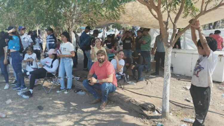 Francisco Aguilar Promueve Fiebre De Futbol A - El Día De Michoacán