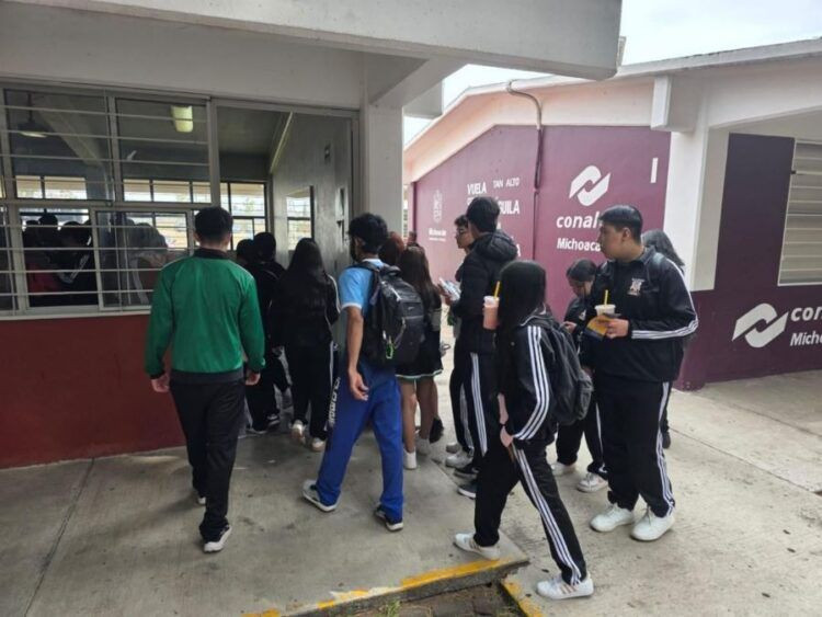 Michoacan Garantizara Acceso Al Bachillerato Sin Examen De Admision - El Día De Michoacán