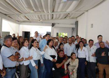 Gobierno De Apatzingán Inaugura Nueva Parada De Transporte En La Colonia Rubén Romero