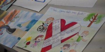 Recibe La Cedh Un Total De 8 Mil 523 Dibujos De Niñas Y Niños De Todo El Estado Para Participar En El Concurso Ilumina Tus Derechos