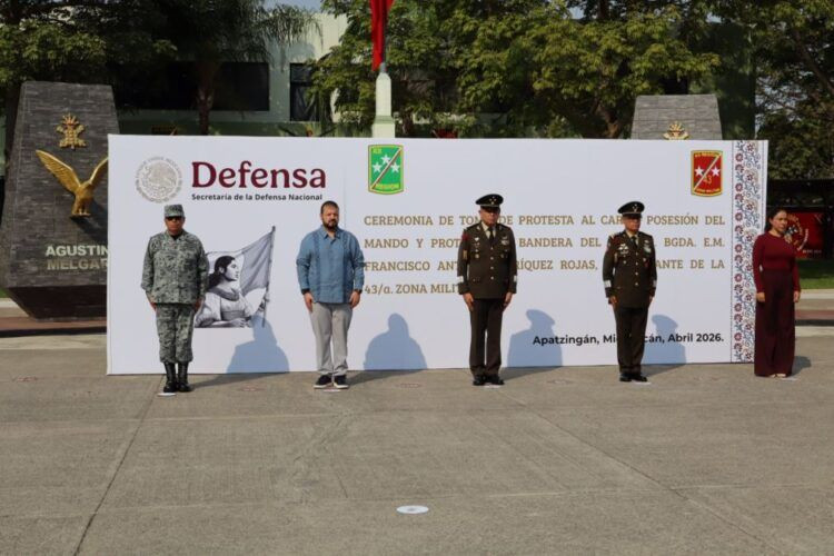 Toma De Protesta General Enriquez Rojas - El Día De Michoacán