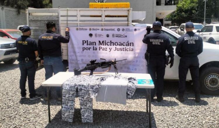 Aseguran A Dos Hombres Con Droga Cartuchos Y Un Arma Calibre - El Día De Michoacán