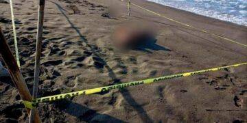 Hallazgo Macabro En Playa De Boca De Apiza, Coahuayana