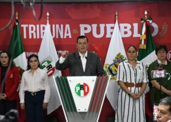 ¡65 Kilos De Mariguana En Simples Maletas! Mujer Fue Capturada Por Los Guardianes Del Camino En La Autopista De Occidente