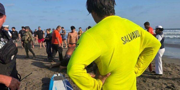 Hallazgo Macabro En Playa De Boca De Apiza, Coahuayana