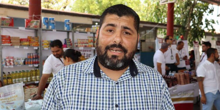 Apatzingán tendrá nuevamente el módulo del Infonavit dos días a la semana gracias a la gestión del Síndico Francisco Aguilar 1 “Vamos escuela por escuela, con el corazón en la educación”: Iván Santamaría inicia entrega de material didáctico y deportivo en la región de Apatzingán