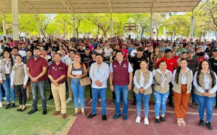 Ivan Santamaria Educacion Como Eje De Transformacion - El Día De Michoacán