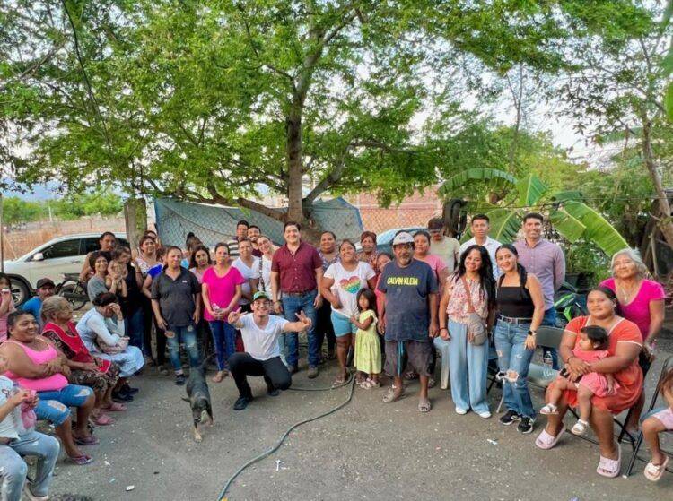Ivan Santamaria Teje La Red De Apoyo Mas Fuerte De Apatzingan - El Día De Michoacán