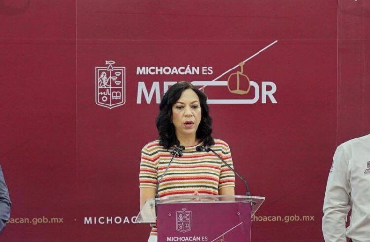 La Directora General Del Iemsysem Mariana Sosa Olmeda - El Día De Michoacán
