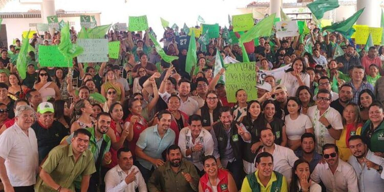 Golpe a la vigilancia criminal: FGE desactiva red de cámaras ilegales en Apatzingán