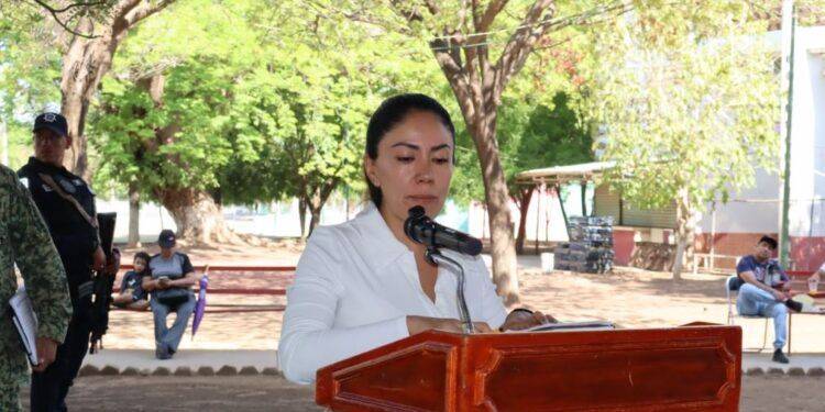 “ELLOS SON LA FUERZA QUE NOS PROTEGE”: FANNY ARREOLA RESALTA LA LABOR DE LAS FUERZAS FEDERALES DE LA 43 ZONA MILITAR DURANTE DESTRUCCIÓN DE ARMAS