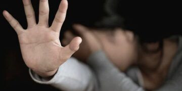 Vinculan a proceso a intendente por realizarle tocamientos libidinosos contra estudiante en Apatzingán