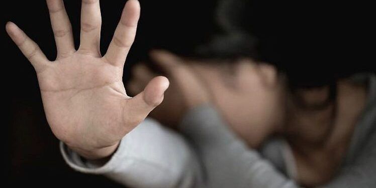 Vinculan a proceso a intendente por realizarle tocamientos libidinosos contra estudiante en Apatzingán