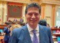 Carmelo Domínguez desafía a Rectoría y retoma su cargo por mandato judicial; autoridades brillan por su ausencia