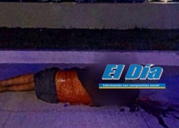 Maniatado y con el Tiro de Gracia: hallan cadáver en la plaza principal de Chandio en Apatzingán