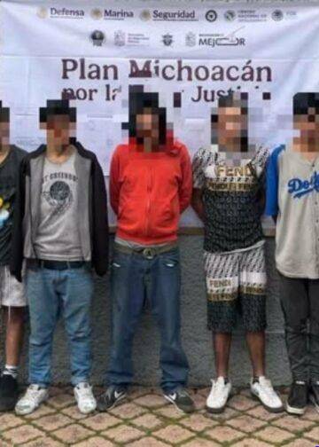 Operativo en Morelia: Aseguran drogas y cheques, y detienen a cinco presuntos integrantes de célula de halconeo