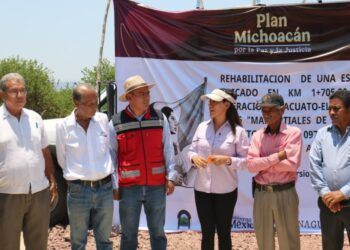 Gobierno de Apatzingán atiende de manera inmediata socavón en la colonia Babilonia