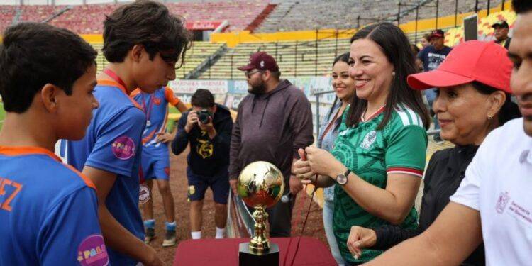 El Estadio Morelos abre sus puertas a jóvenes de la Copa Armonía y Bienestar