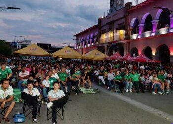 Operativo en Morelia: Aseguran drogas y cheques, y detienen a cinco presuntos integrantes de célula de halconeo