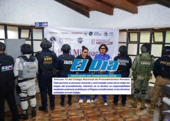 Carmelo Domínguez desafía a Rectoría y retoma su cargo por mandato judicial; autoridades brillan por su ausencia