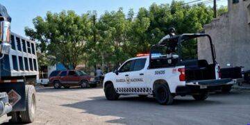 Localizan cadáver con huellas de violencia sobre la en El Varillero de Apatzingán