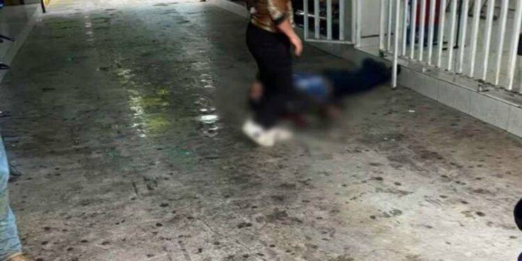 En Una Comunidad de Tancítaro Ejecutan a balazos a comerciante en tienda de abarrotes; presunto accidente de los agresores es investigado