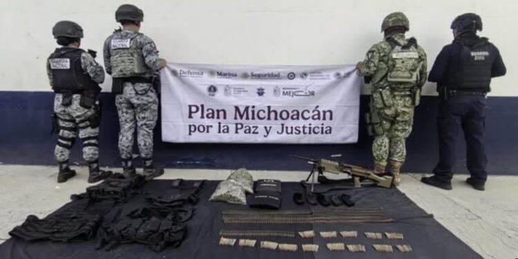 Enfrentamiento armado en Parácuaro deja un hombre sin vida; autoridades aseguran dos vehículos