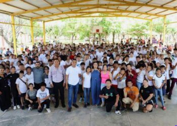 Con el pueblo todo, sin el pueblo nada: Torres Piña encabeza defensa de la Transformación en Morelia
