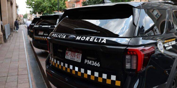 Entrega Alfonso Martínez flotilla de patrullas inteligentes para Morelia