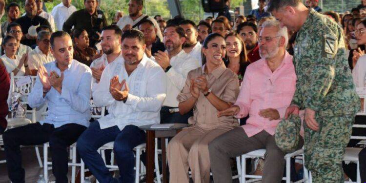 En cateo realizado en Apatzingán, asegura FGE excavadora hidráulica con reporte de robo