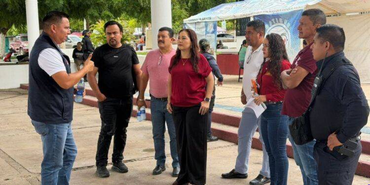 ¡MANO FIRME Y MENSAJE CLARO! José Luis Cruz visita la colonia Independencia con información de la derecha globalista