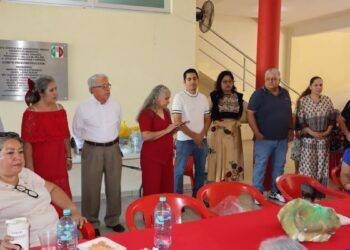 Tensión en el PRI de Apatzingán: Militantes de «huesos tricolor» exigen a Memo Valencia respetar la base y denuncian imposiciones