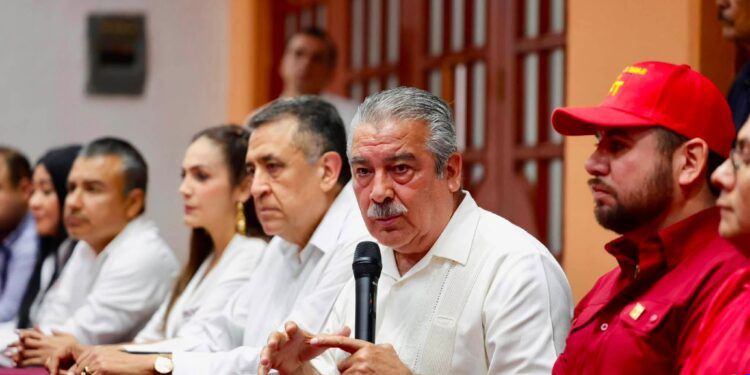 Raúl Morón cierra con fuerza campaña interna en Apatzingán acompañado de José Luis Cruz y asegura que Morena ganará Michoacán sin dificultad