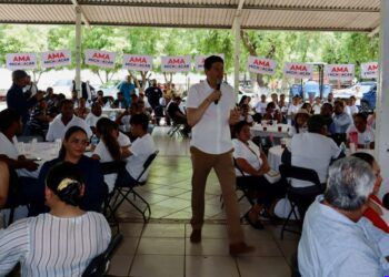 En cateo, cumplimenta FGE orden de aprehensión contra dos presuntos responsables de la desaparición de un maestro