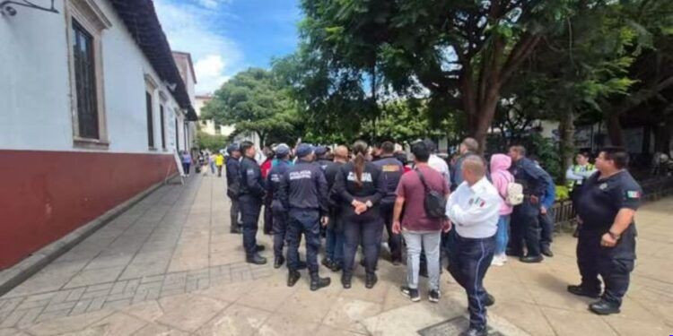 Rinden protesta nuevas consejeras y consejeros del IEM