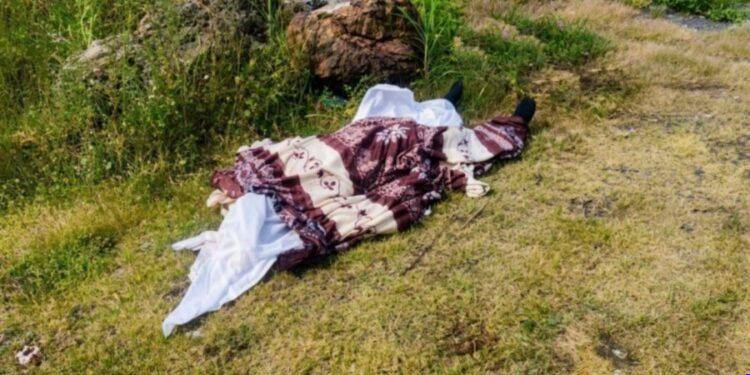 Rescatan a mujer privada de la libertad y detienen a dos hombres en Apatzingán