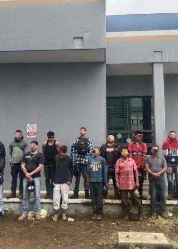 Guardia Civil atrapa a 20 hombres en pleno robo de aguacate en Uruapan