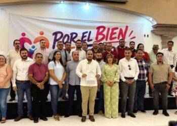 Torres Piña y Educadores Mexicanos por la Transformación cierran filas en defensa de la soberanía nacional